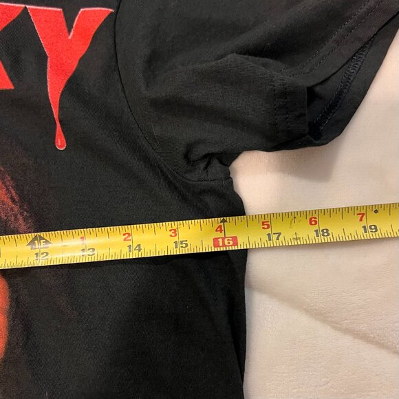 Black Chucky t-shirt Size Small on a Chucky Tag - Picture 4 of 5